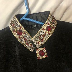 Men Sherwani, size Medium, good condition never worn before!